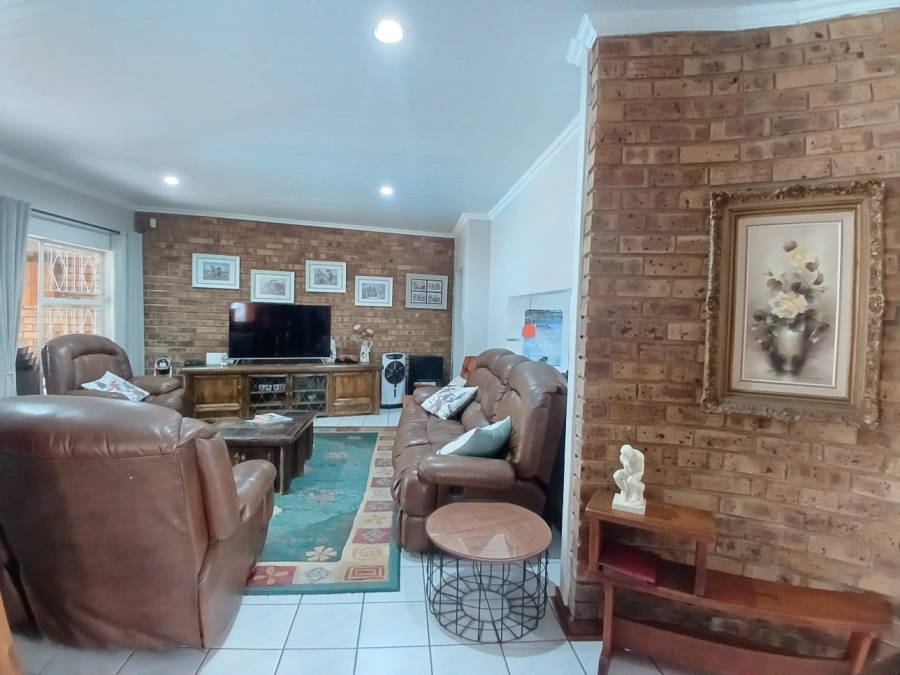 4 Bedroom Property for Sale in Sasolburg Ext 11 Free State